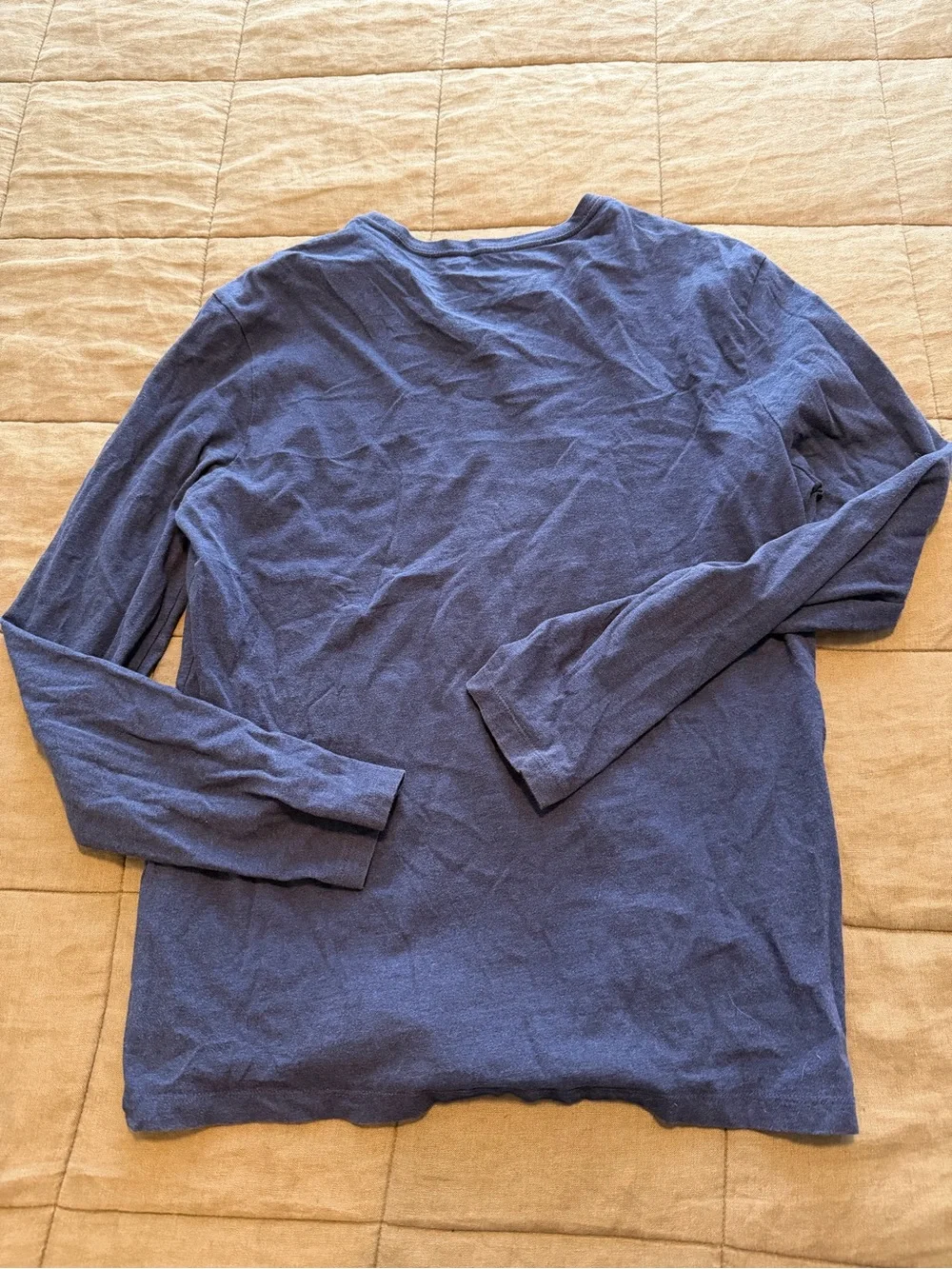 Banana Republic Men's Long-Sleeve Crew in Navy Blue